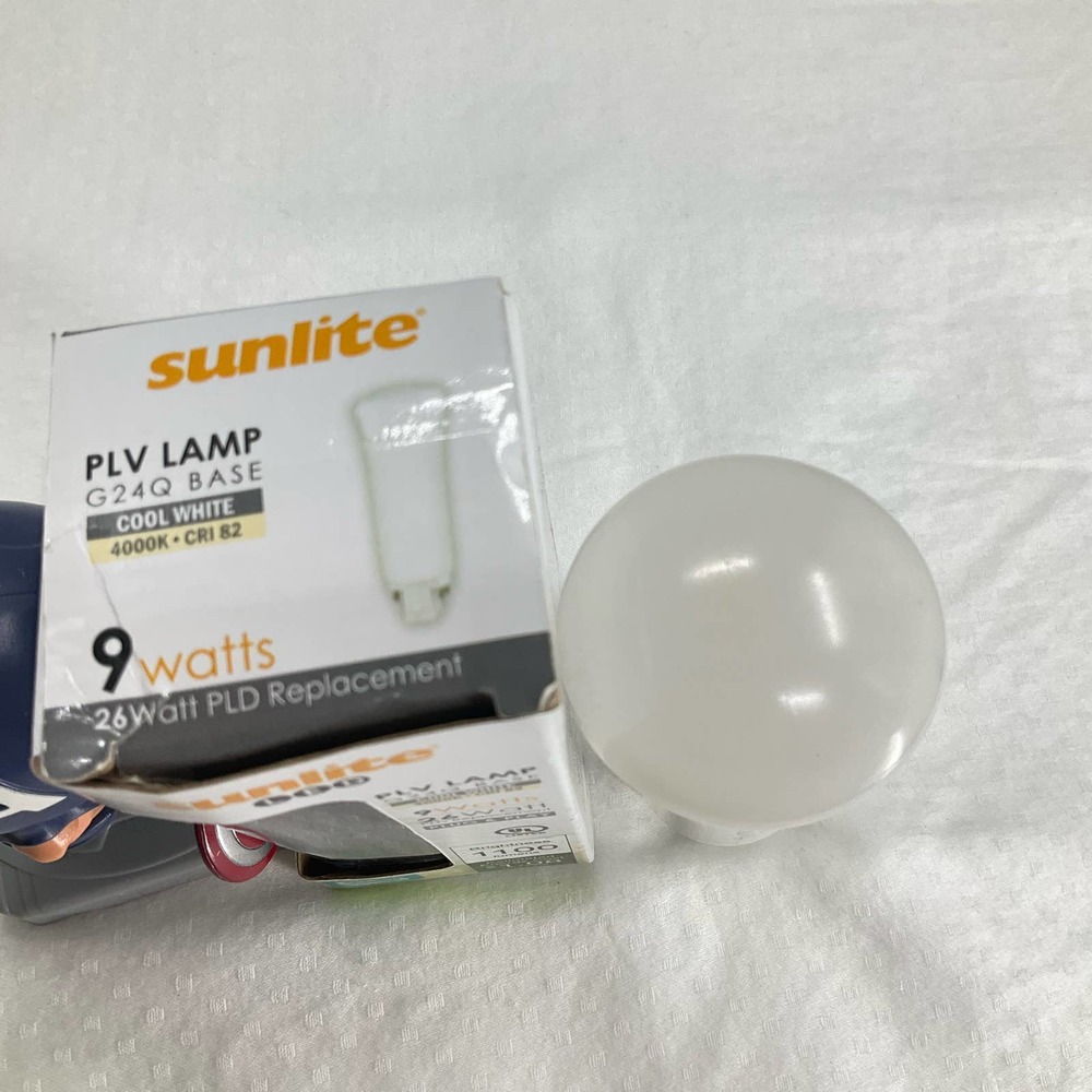 Sunlite 88213-SU LED Vertical PLV Plug and Play Light Bulb, 9 Watts, Cool white